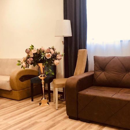 HASI hotel Dzjermoek Buitenkant foto