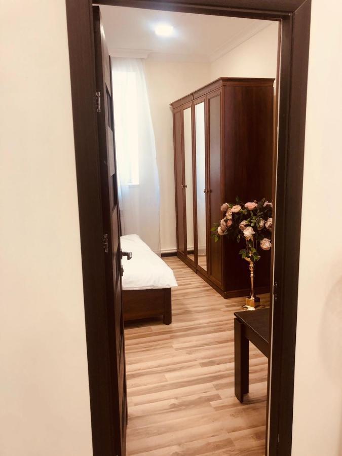 HASI hotel Dzjermoek Buitenkant foto