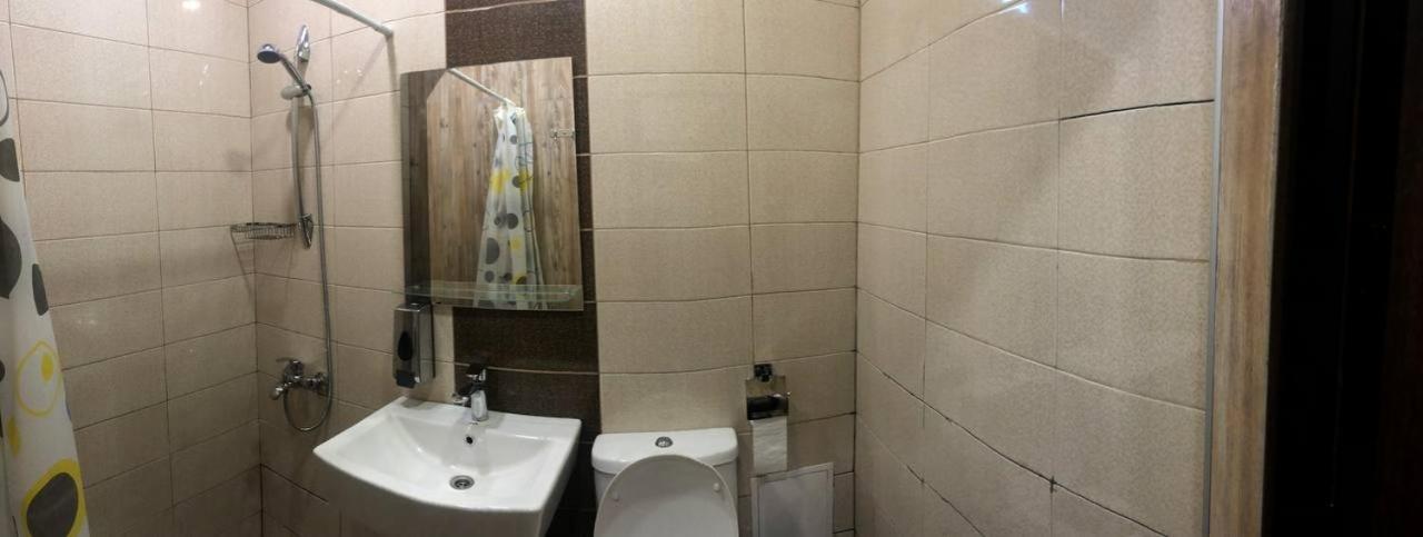 HASI hotel Dzjermoek Buitenkant foto